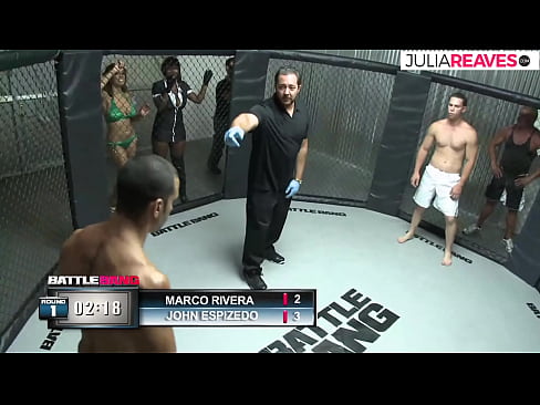 ❤️ Ultimate Fighter fuka dekle s številko takoj po borbi v ringu ❤️ Fucking video pri nas ❌️